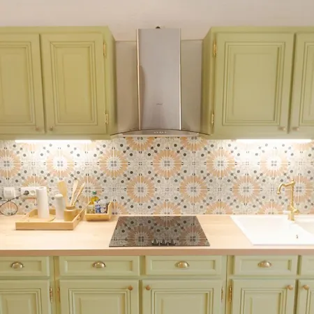 La Petite Maison Du Perigord بيت للعطل *